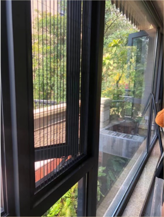 隱形紗窗門(mén)