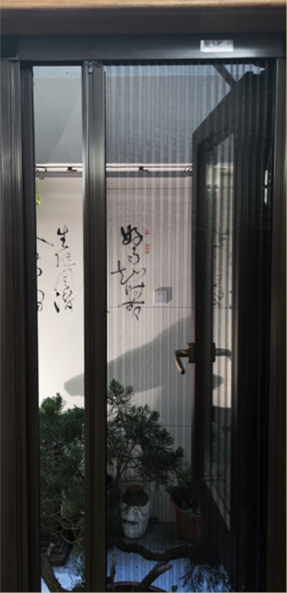 隱形紗窗門(mén)
