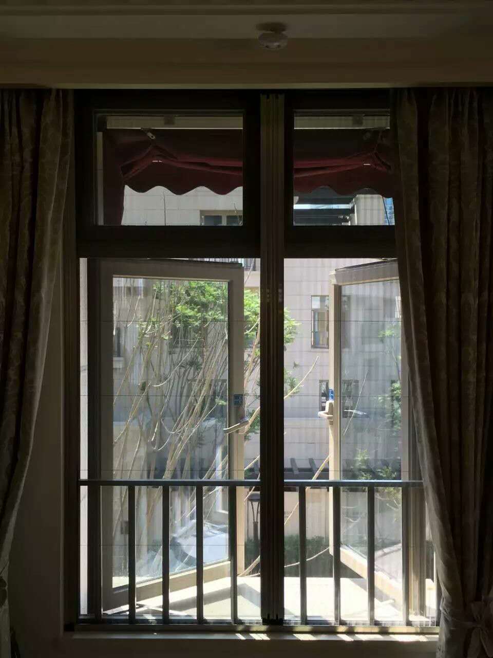 萬(wàn)科湖心島